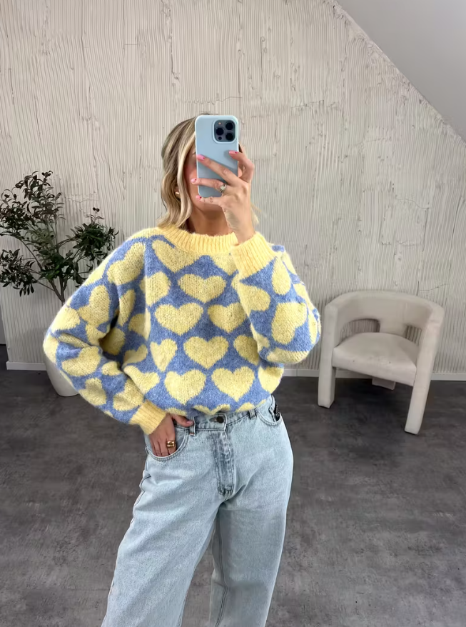 Pullover-mit-Herzmuster-fur-Damen.png