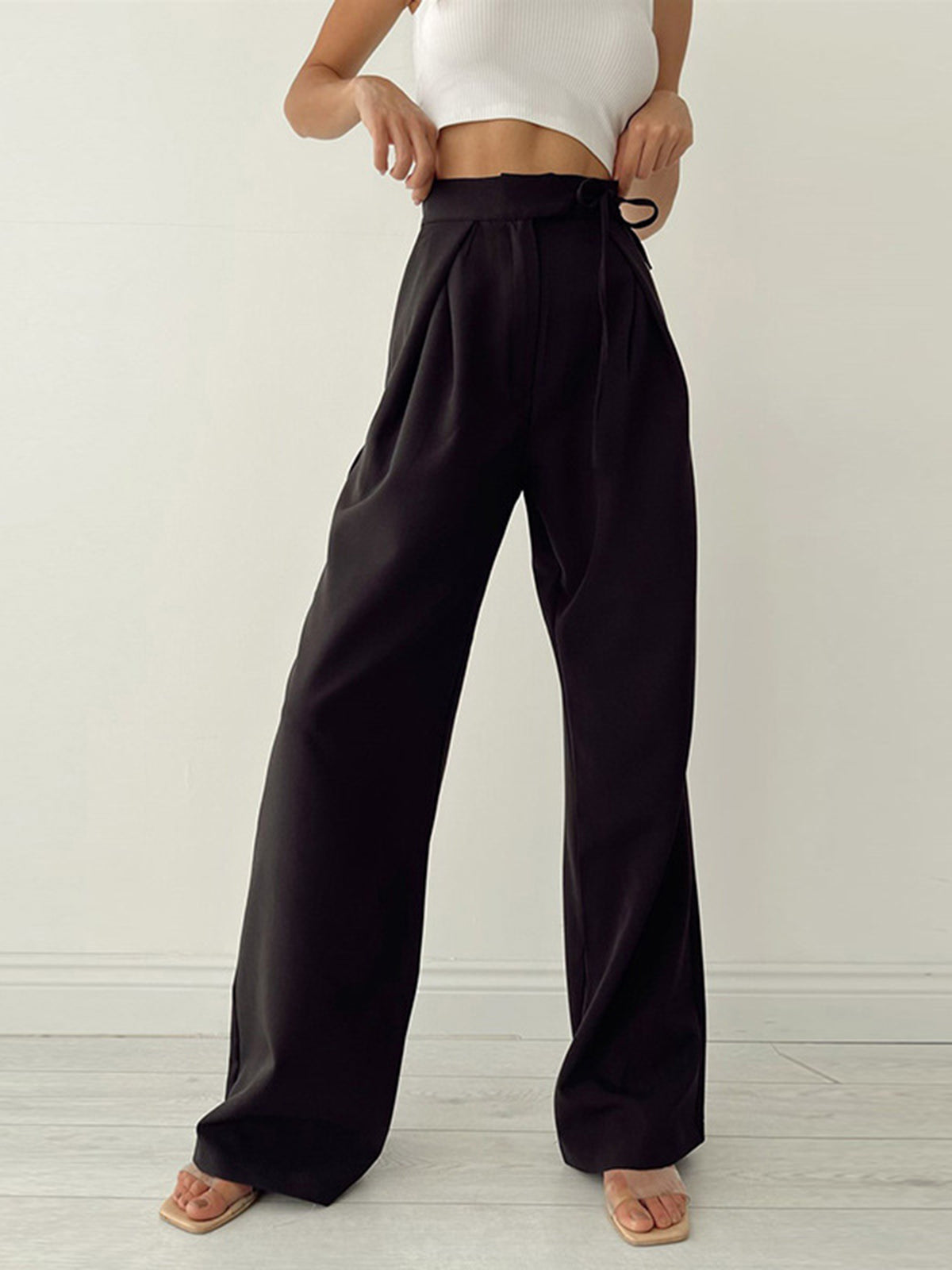 Hose-mit-hoher-Taille-und-Schnurung-fur-Damen-2.jpg