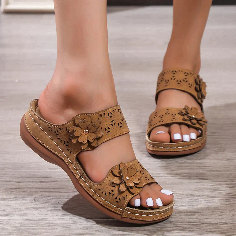 Breeze Verano - Blumenmuster Keil OrthoSandalen